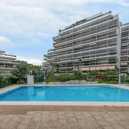 Apartment Very Nice Flat 4 Pax 2 Bedrooms + Terrace + Pool *