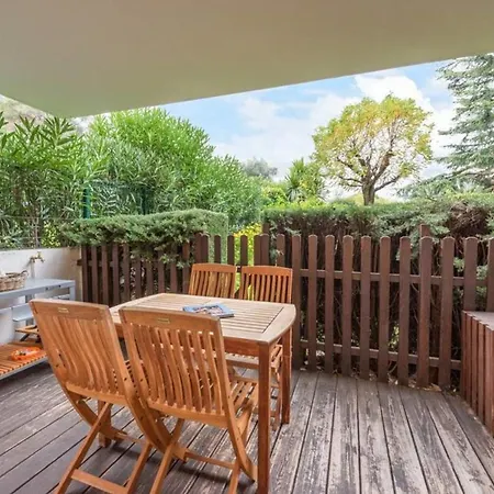 Very Nice Flat 4 Pax 2 Bedrooms + Terrace + Pool Apartmán Antibes